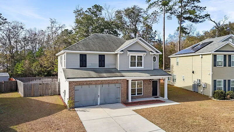 4 bed, 3.0 bath, 2239 sqft, $2,425 — Photo 3