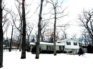 1108 N Roeske Trl, Pottawattamie Park, IN 46360