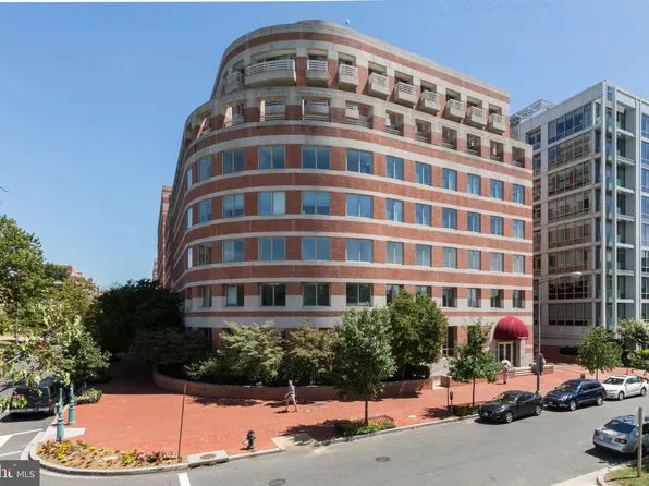 1275 25th St NW APT 800, Washington, DC 20037