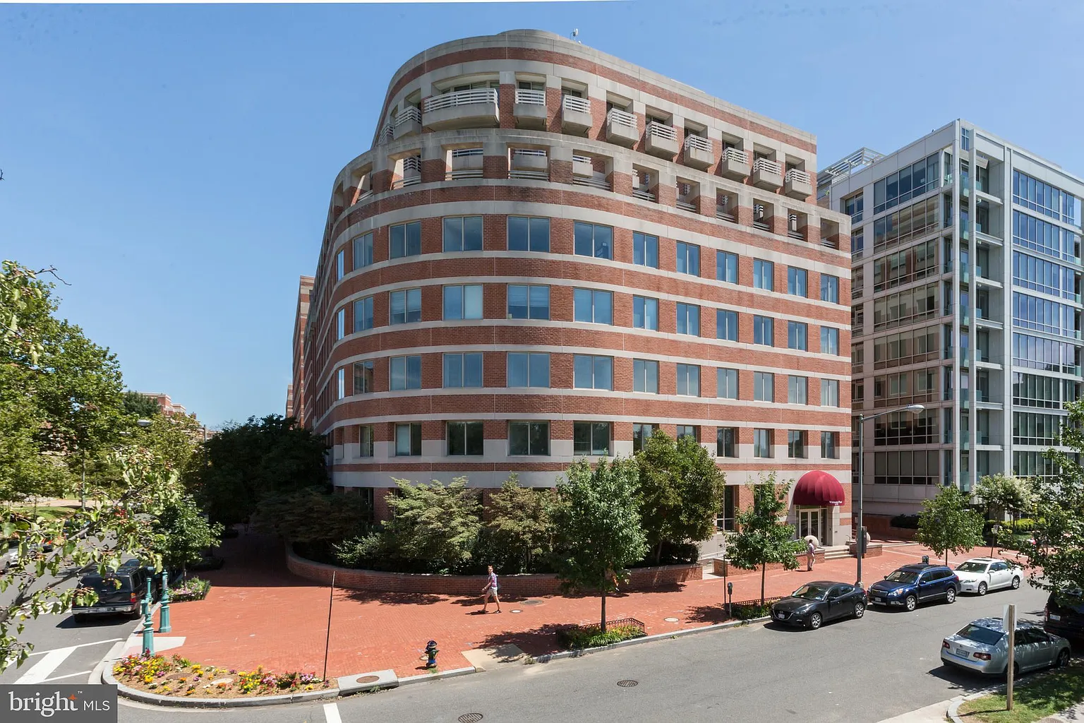 1275 25th St NW APT 800 photo 1
