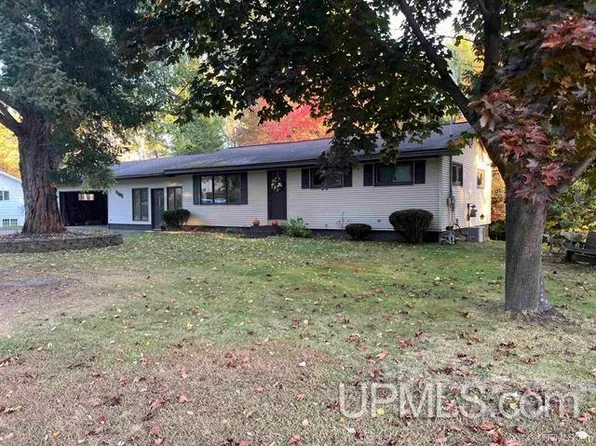 1185 Ortman Road, Marquette, MI 49855