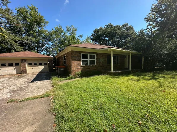 2910 W 2nd Dr, Russellville, AR 72801