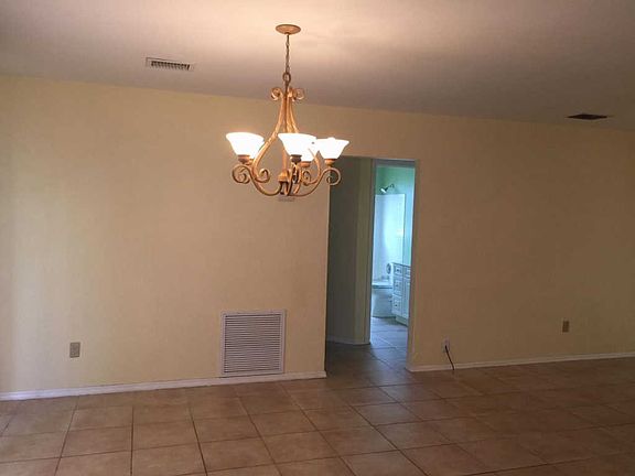4th image of 2289 SE Baron St