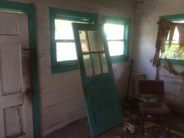 2nd image of 8011 Bowen St