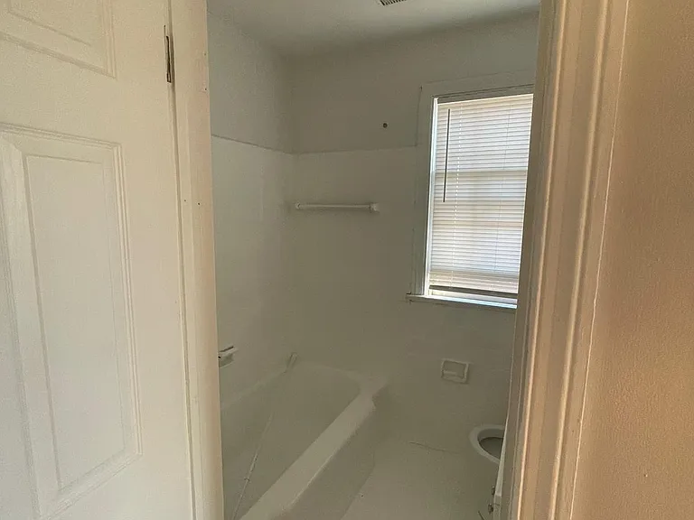 1931 Wakefield Ave #4 — Photo 14