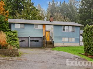 2990 Pickering Pl NE, Bremerton, WA 98310