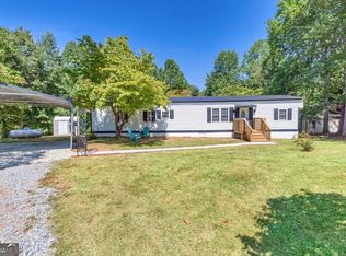 4957 Six Point Trl, Flowery Branch, GA 30542