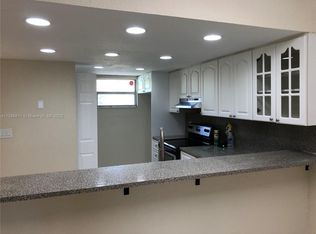 9760 SW 184th St APT 4C, Miami, FL 33157
