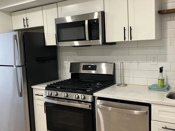 (undisclosed Address), Bayside, NY 11361