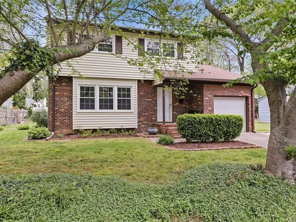 128 Gwynn Cir, Newport News, VA 23602