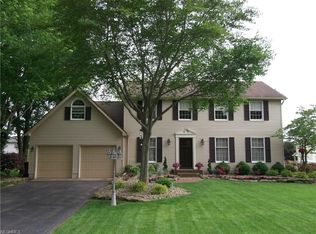 6901 Slippery Rock Dr, Canfield, OH