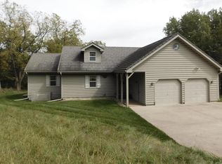 4041 Plank Rd, Highland, WI 53543