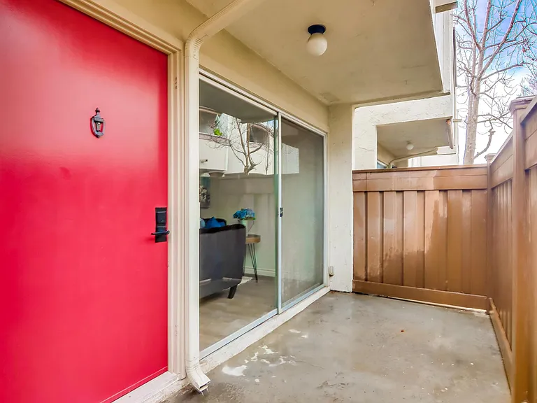 3549 Castle Glen Dr #118 — Photo 8