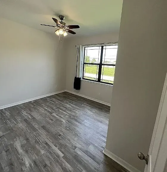 511 NE 19th Place Cpe — Photo 14
