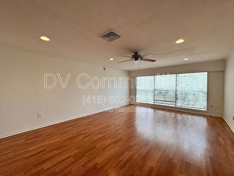 817 Westmont Dr — Photo 11