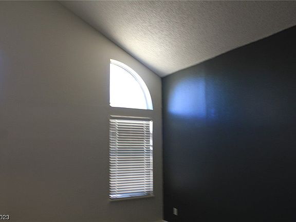 2nd image of 1691 Ember Glow Cir