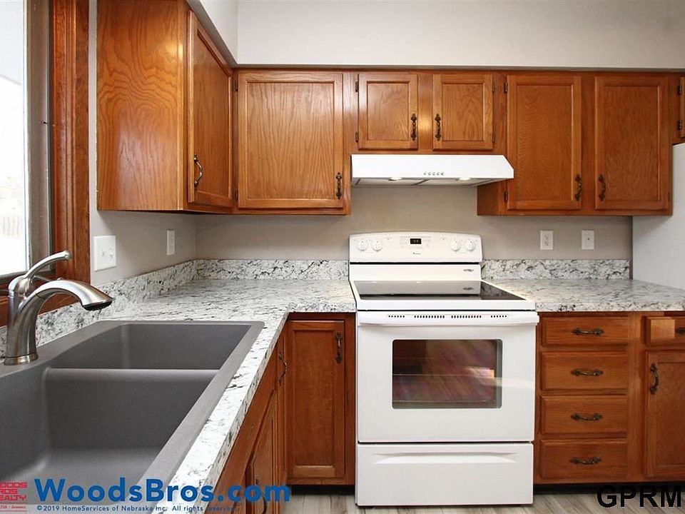 2nd image of 1624 Hartley St