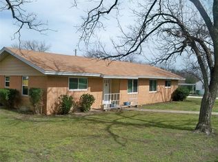 1100 W Cedar St, Coleman, TX 76834