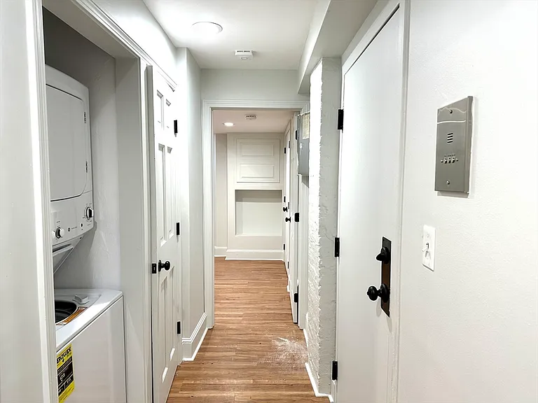 616 Columbus Ave #B1 — Photo 6