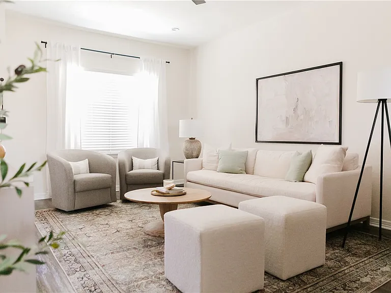 1451 Associates Ave #102 — Photo 3