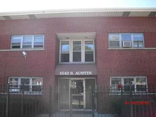 1st image of 1542 S Austin Blvd APT 11