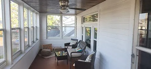 10705 Saint Mark Ave — Photo 39