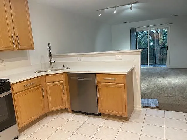 2379 Chelsea Rd #6-E4 — Photo 9