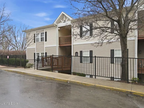 7402 Renwood Ct APT 203, Louisville, KY 40214
