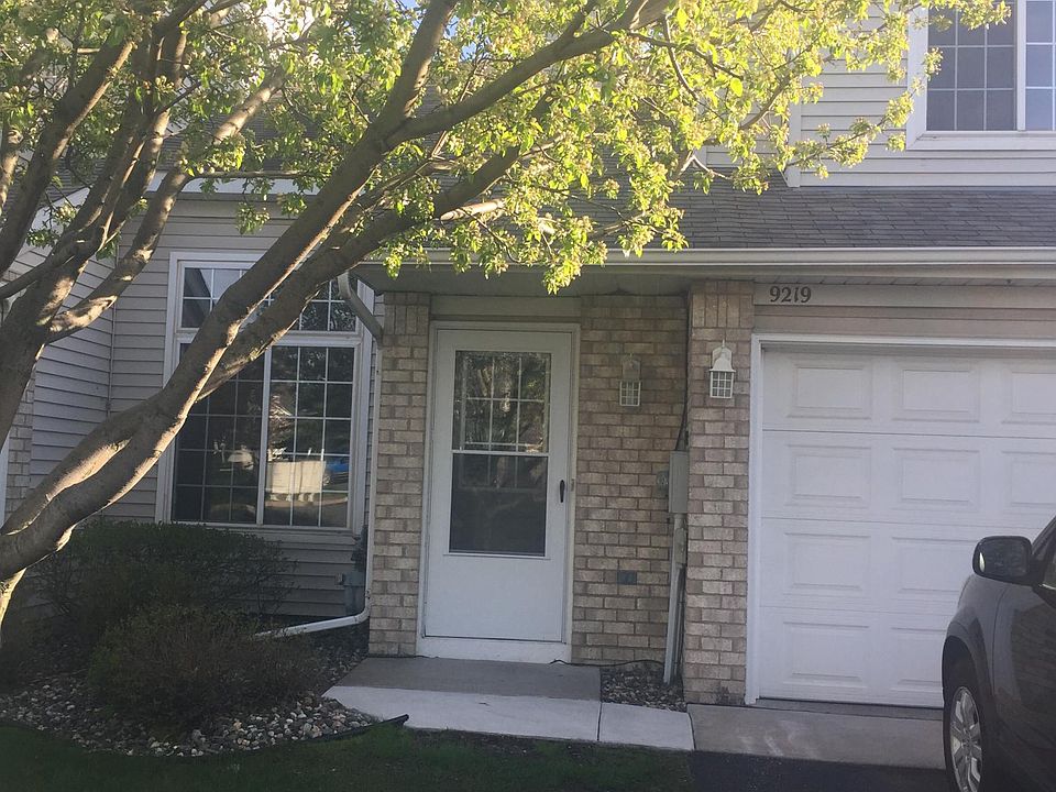 1st image of 9219 Troon Ct