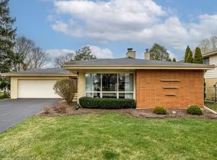 5400 Howard Ave, Western Springs, IL 60558