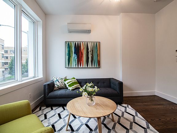 5th image of 196 Scholes St APT 2