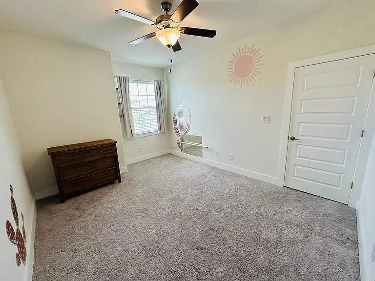 623 Parkline Dr — Photo 14