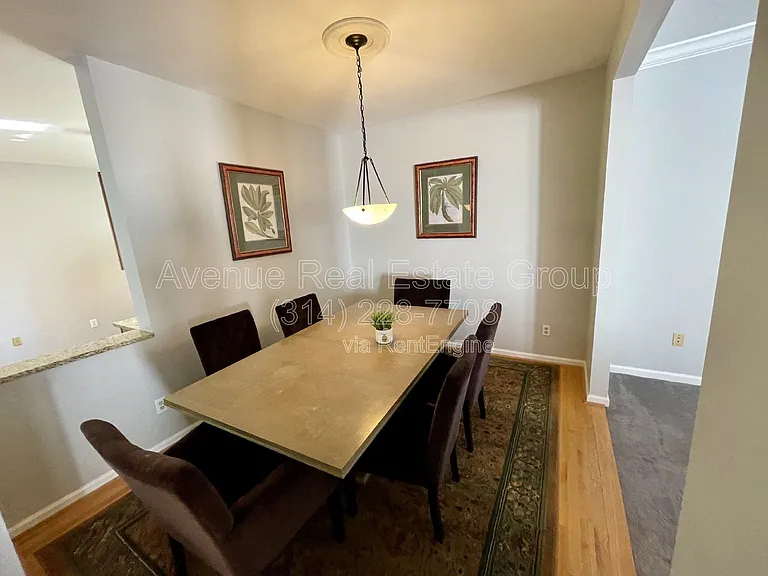 5776 Kingsbury Pl — Photo 3