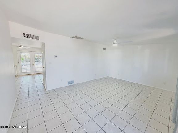 2nd image of 4272 E Frankfort Stra