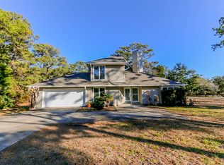 226 Bogue Dr, Morehead City, NC 28557