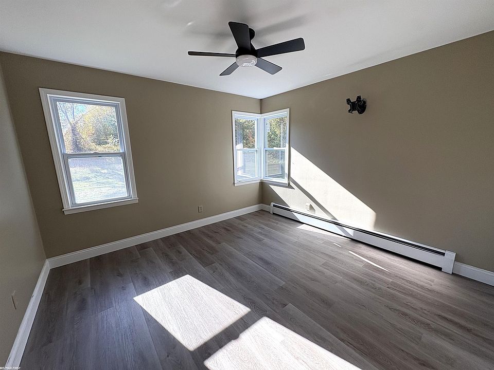8760 Gratiot Ave, photo 8