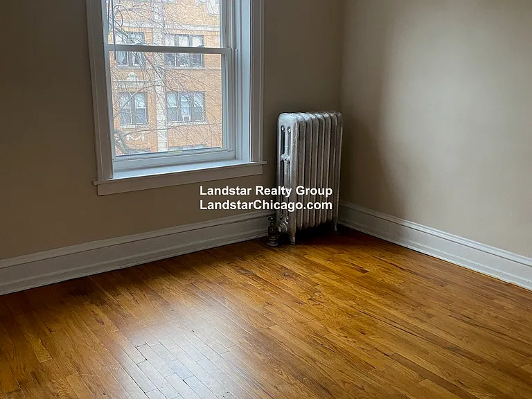 1364 W Estes Ave #2N — Photo 16