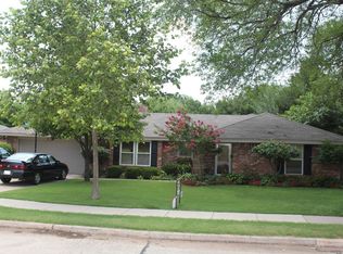 1900 S Rankin St, Edmond, OK 73013