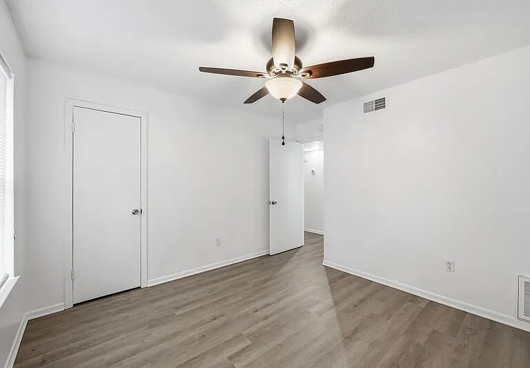 1410 S Elizabeth Ave #105 — Photo 29