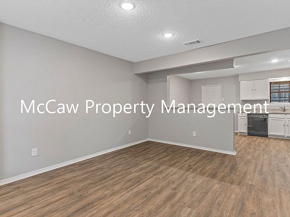 5th image of 210 Rolston Rd APT 4