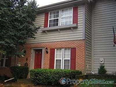 1st image of 8 Nicolson Cir #F3