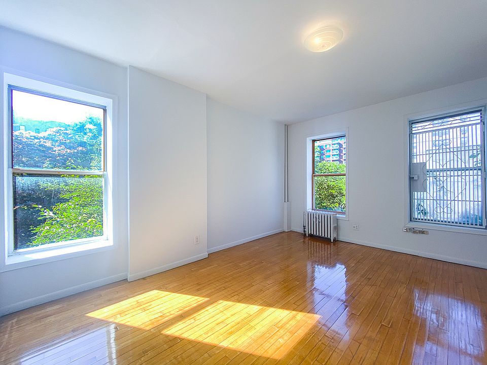 1st image of 631 E 11th St APT 12