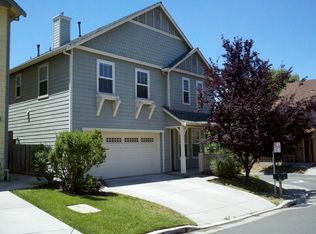 100 Kensington Cir, Hercules, CA 94547