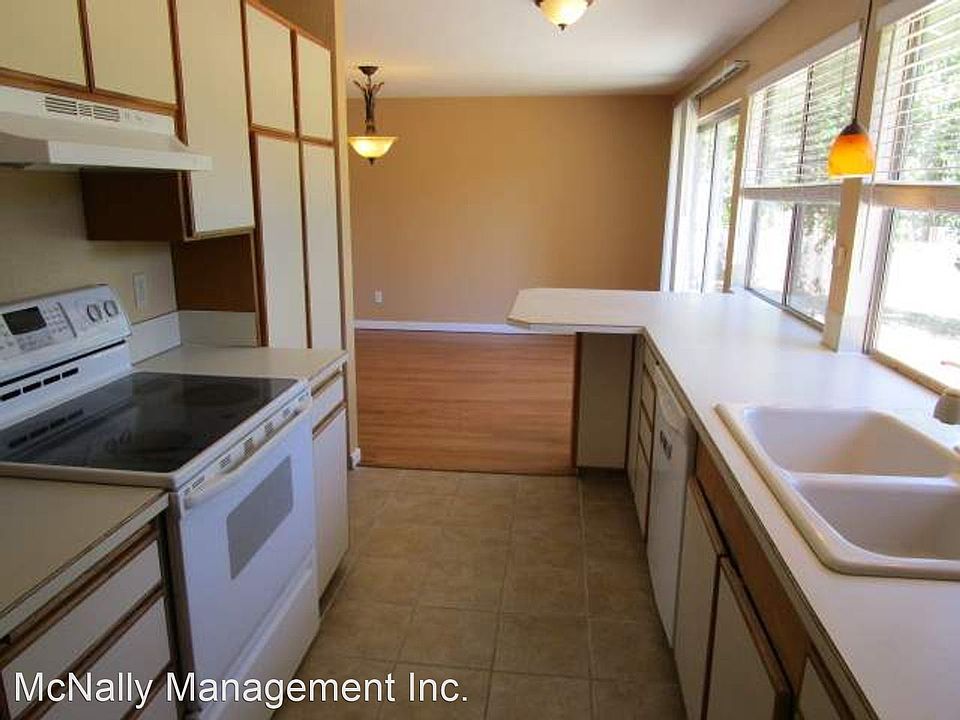 1st image of 5301 25th Ave NW