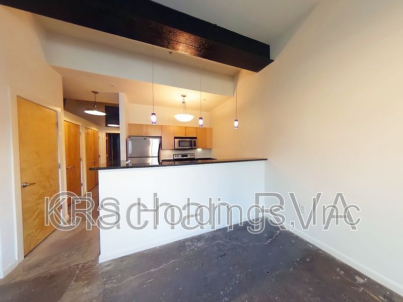 1st image of 1011 W Marshall St APT 108