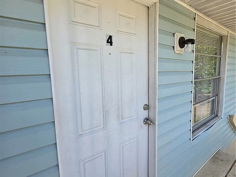 2500 E Modern Ct #4 — Photo 2