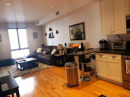 Rented by NY Space Finders Inc. | media 14
