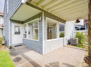 464 N Hayden Bay Dr, Portland, OR