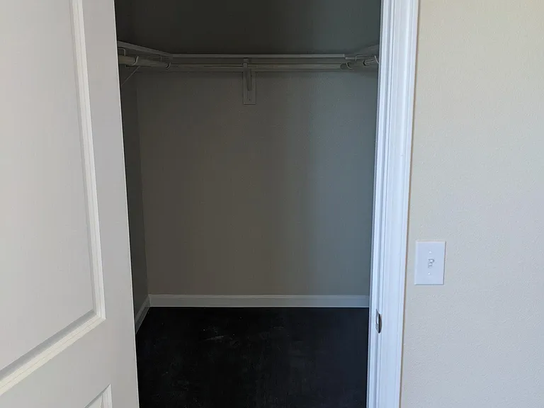 1609 N Erwin St #A-B — Photo 26