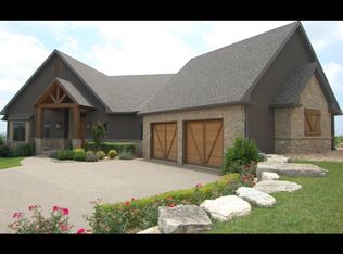 170 Crescent Dr, Hollister, MO 65672